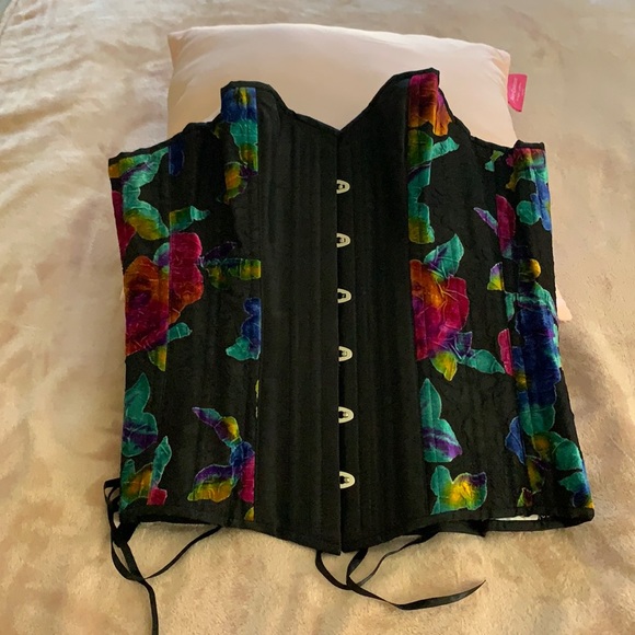 Other - Overbust adjustable corset
